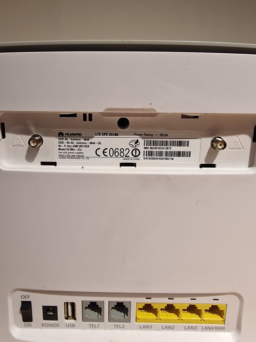 Роутер HUAWEI E5186