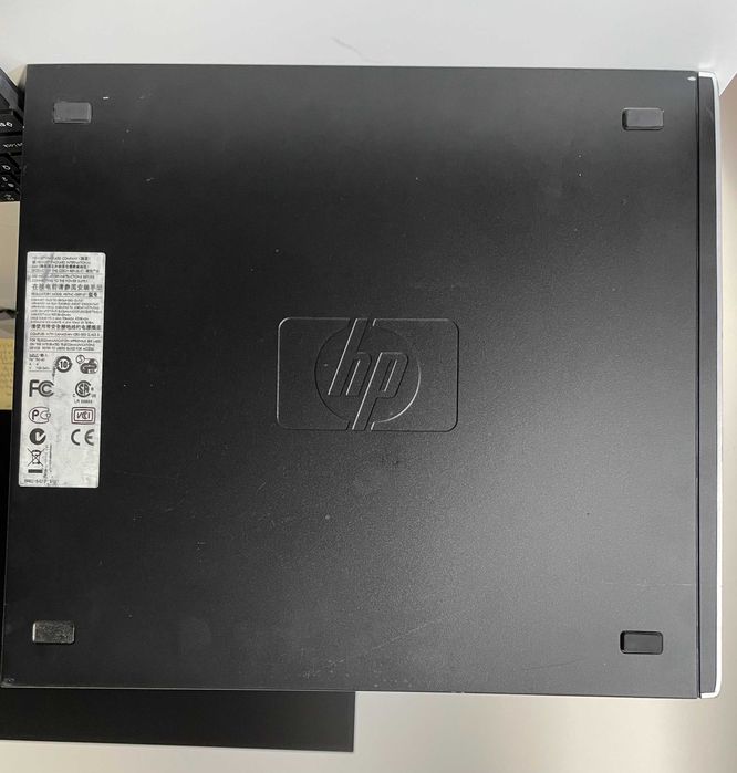 HP Compaq 8100 Elite SFF + 2 monitory 24” Dell i Samsung + Windows 10 SSD – szybki i gotowy do pracy