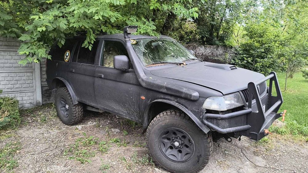 Mitsubishi  Pajero Sport