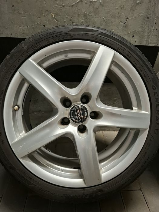 Felgi Alutec Grip 18" 5x108 ET45 8J KBA 47961 Ford Volvo