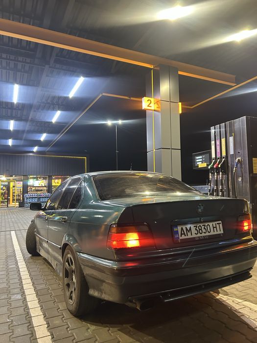 Продам бмв е36 2.0 Газ бензин