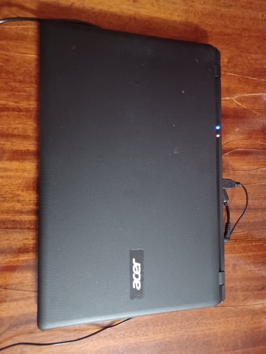 Ноутбук Acer Aspire ES1-520-398E