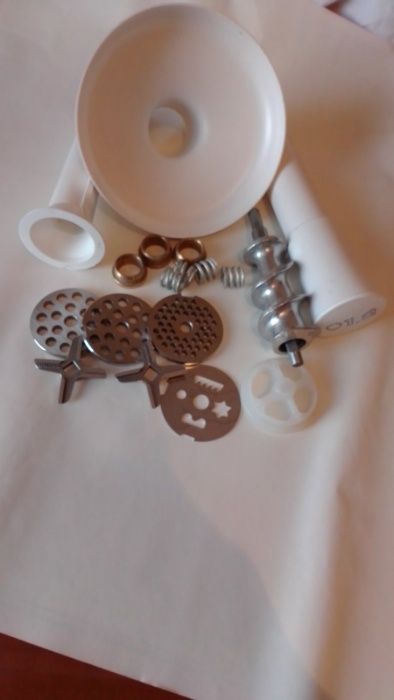 все для м'ясорубки на кухонний комбайн Мрію-2М