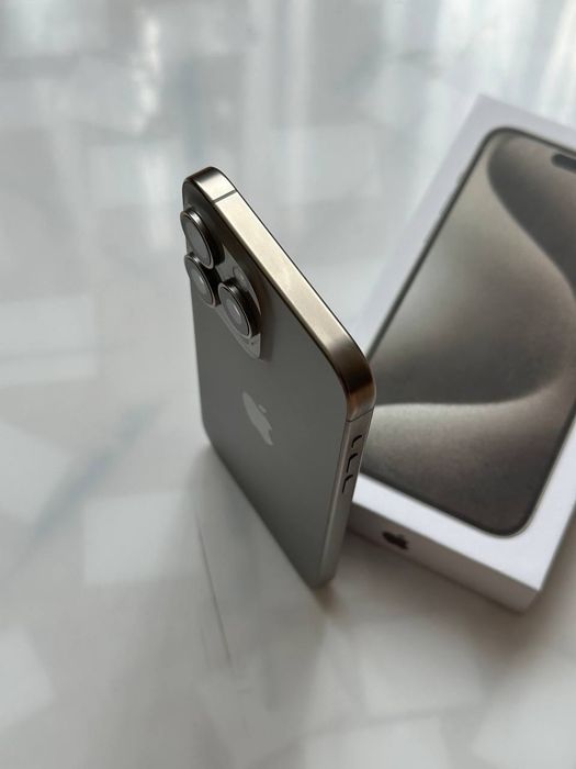 Продам IPHONE 15 PRO MAX 256 Neverlock