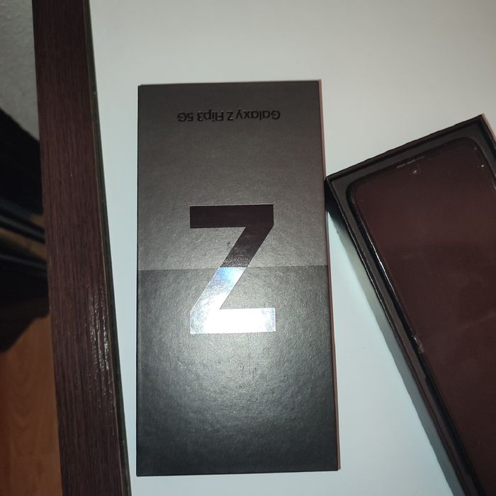 Samsung Z flip 3 como novo