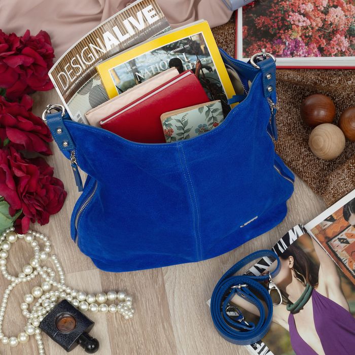 VEZZE torebka damska zamszowa worek z paskiem na ramię V551 chabrowa