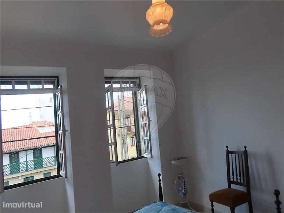 Moradia T4 para venda
