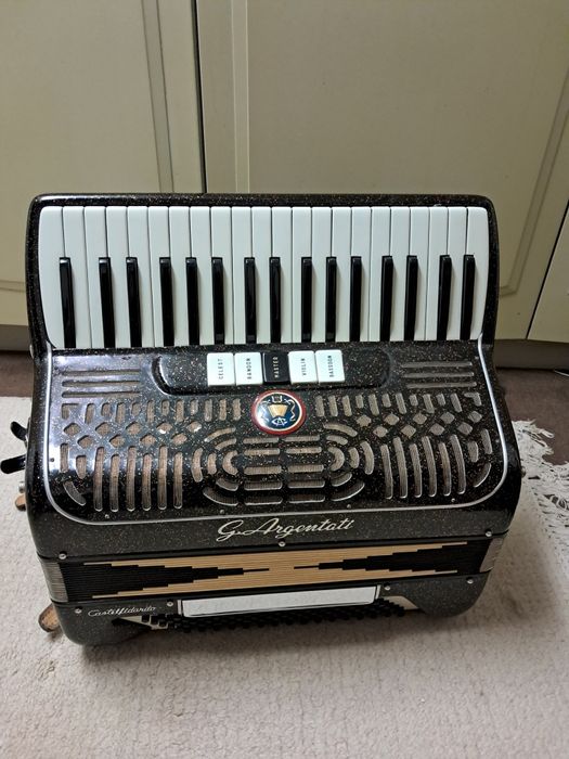 Akordeon Argentati