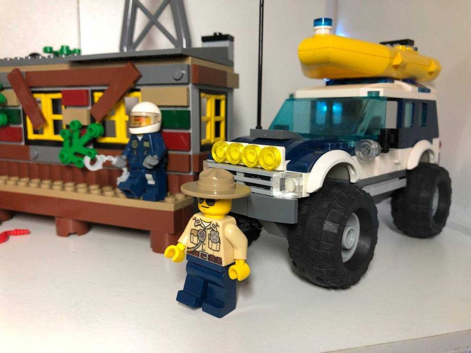 LEGO 60068 Crooks' Hideout - CITY 2015