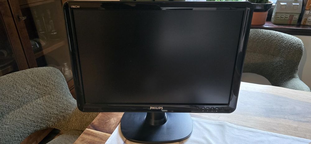 PHILIPS monitor panoramiczny 19" LCD  CW190CW8FB/00
