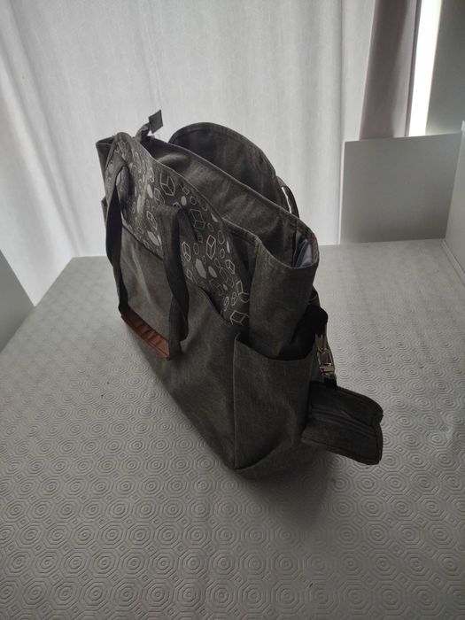 Bolsa maternidade muito utilizada na maternidade.