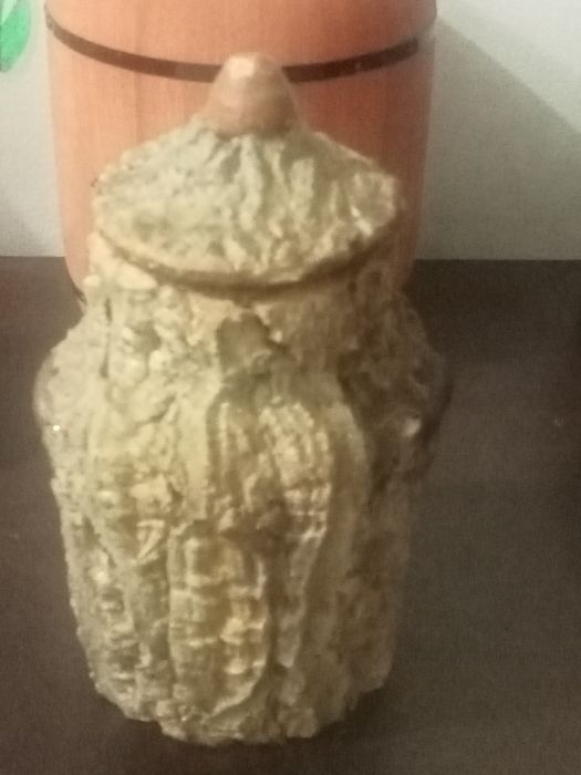 Pote de mel revestido de cortiça