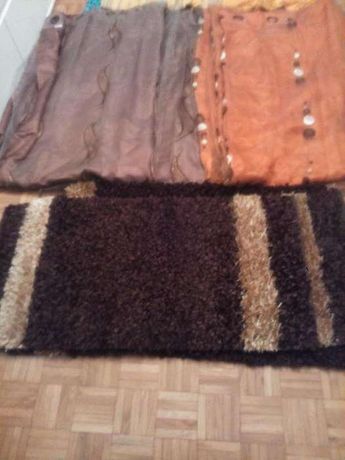 2 Ternos  de tapetes de quarto