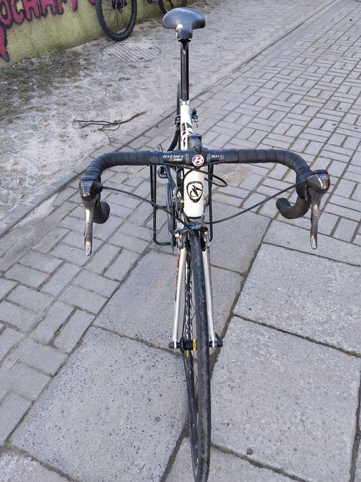 KolarzówkaMerida Road FLX 906