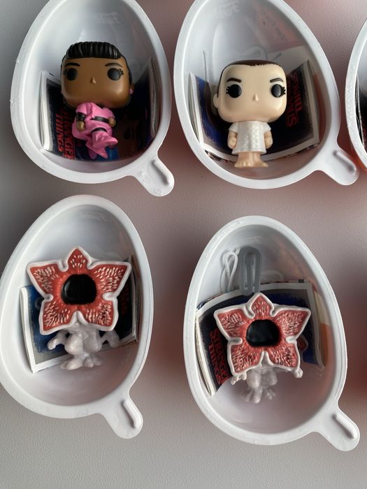 Фігурки Kinder joy. Дивні дива.
