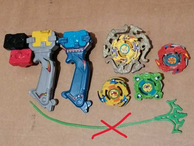 Conjunto de Beyblades Antigos