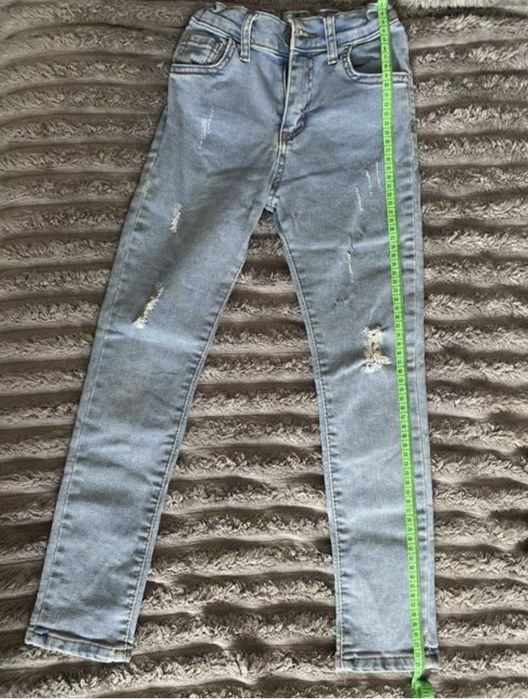 Детские джинсы б/у на девочку