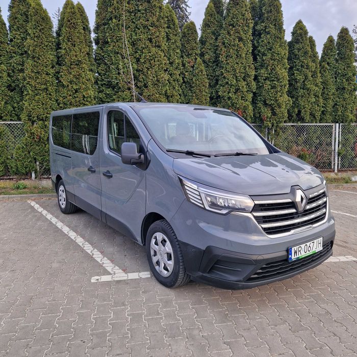 Wynajem Busa 9 osobowego z/bez kierowcy
