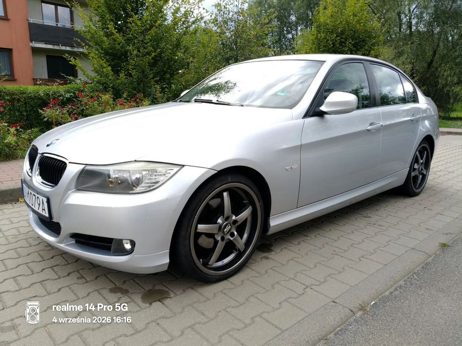 BMW Seria 3 2,0 Ben-Niski Przebieg ! Polift !