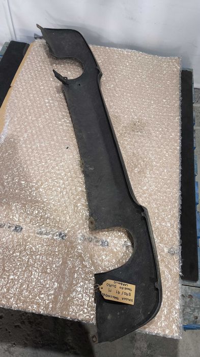Difusor Para-choques BMW Serie 3 (E90/E91) Dupla Saída Pack M em Carbono