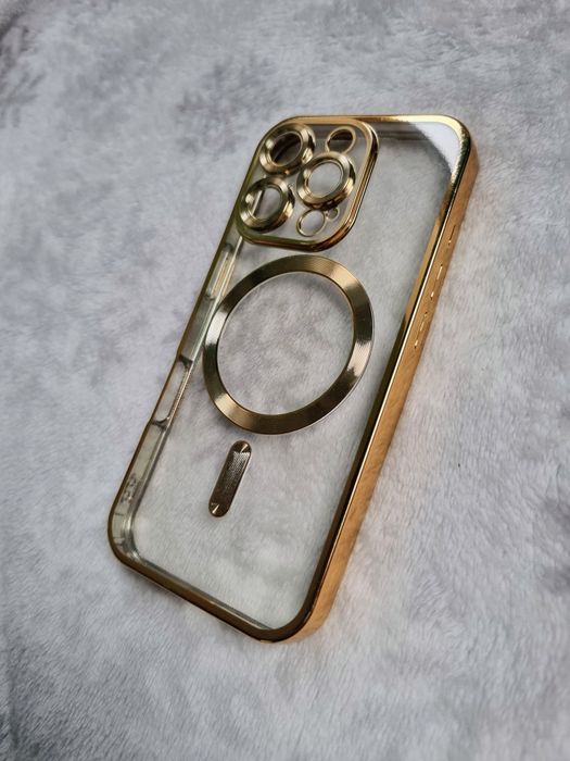 Etui plecki case iPhone 16 Pro | kolor złoty | jak nowe