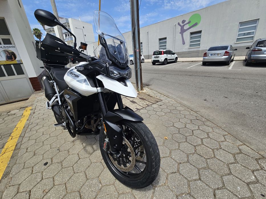 Triumph Tiger 900 GT