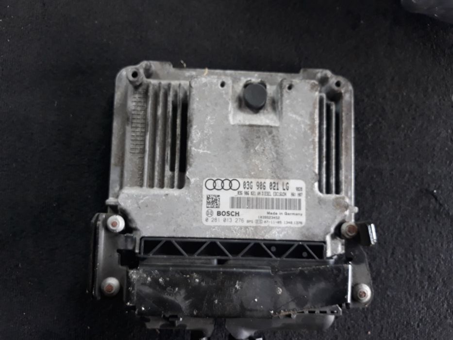 Sterownik silnika komputer audi a3 8p 2.0 tdi bkd 03g906021 Lg manual