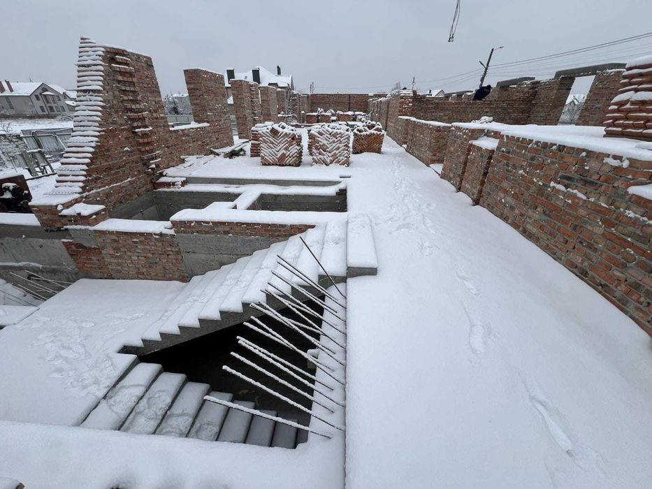 Однокімнатна  квартира, Крихівці