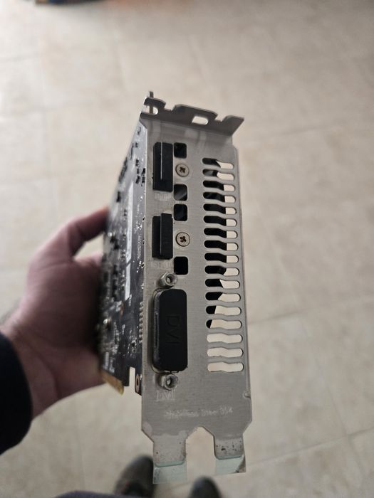 Asus 1660 super com caixa