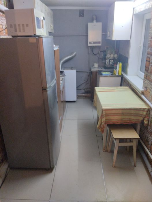 Здам окреммй будинок на Крошні, на короткий термін