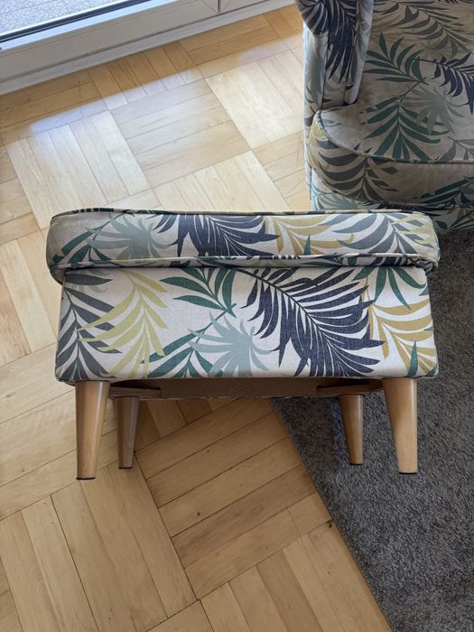 Używany fotel wraz z podstawka pod nogi z Ikea