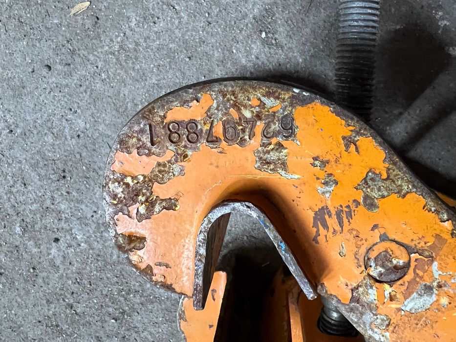 Uchwyt klamrowy do dwuteowników belek zacisk dźwigara chwytak