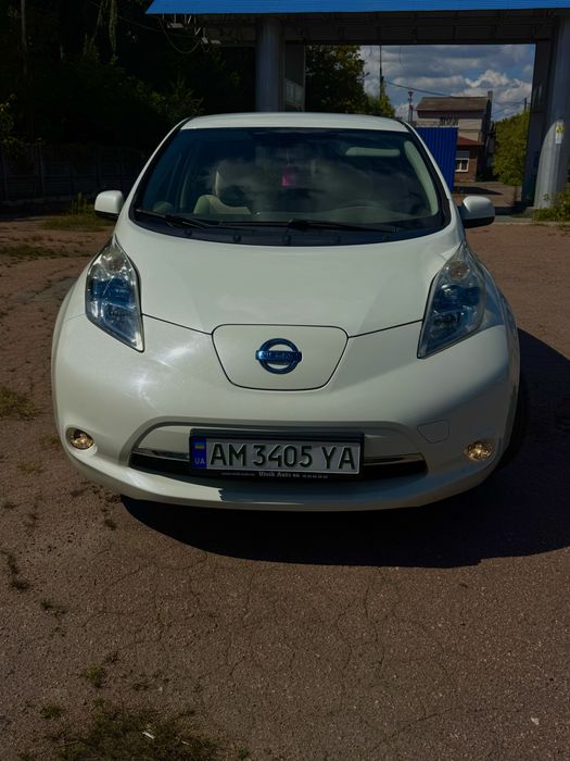 Nissan Leaf 2011 — 100% не крашений! Обслужений, запас 85 км + зарядка
