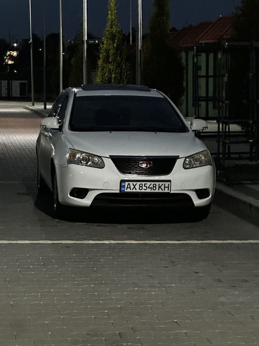 Срочно  Geely Emgrand 7