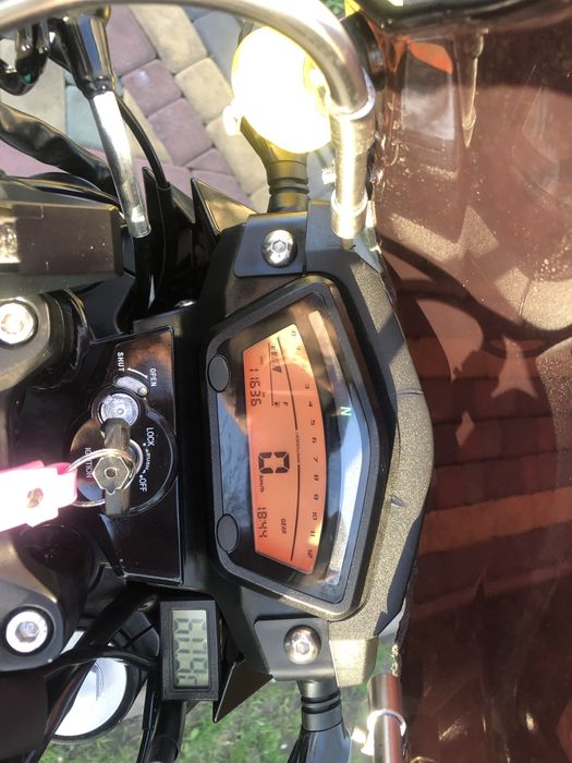 Продам  lifan sr220