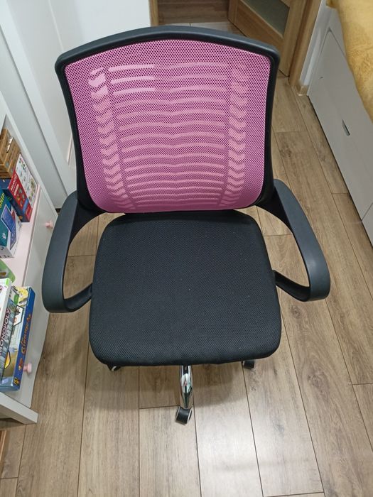 Fotele obrotowe młodzieżowe Jumi