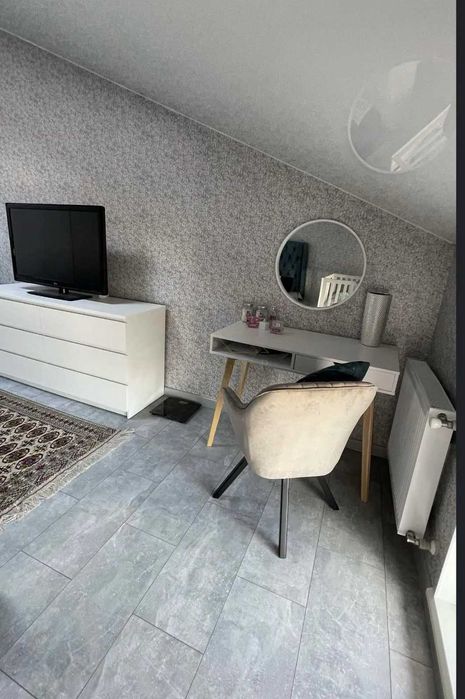 Продається простора 3кім квартира в центрі міста,вул.Бельведерська!