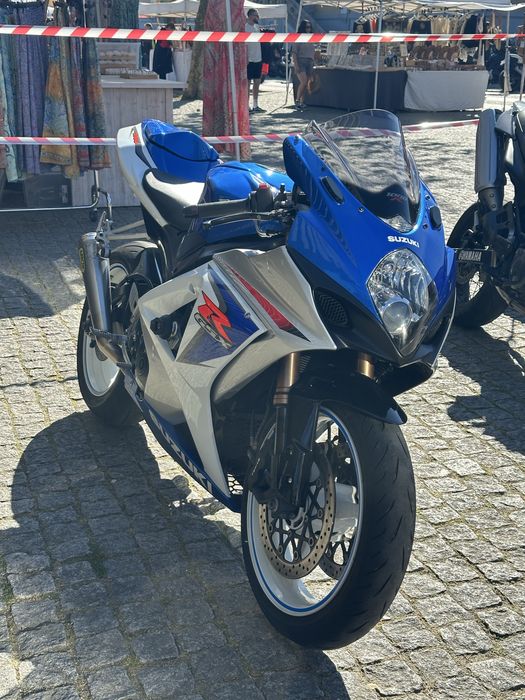Suzuki GSXR1000 K8