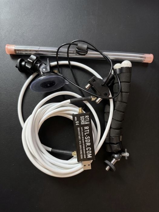 RTL-SDR Blog V4 – Kompletny Zestaw Odbiorczy z Akcesoriami