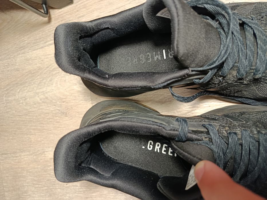 Adidas Alphatorsion 2.0  кросівки 41 р. 26 см