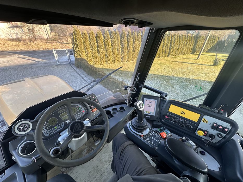 JCB FASTRAC 8250, 5400 godzin, Vario, idealny