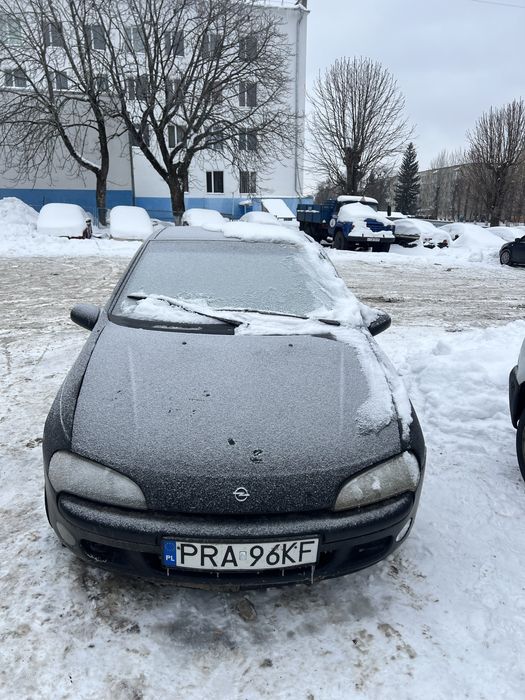 Опель тігра 95 року