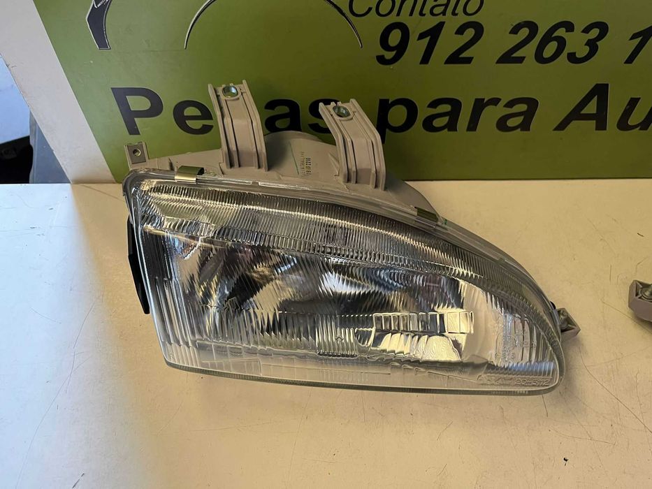 Honda Civic V EG - Farol Direito Esquerdo - FF879