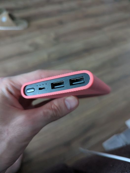 Павер банк (не робочий)