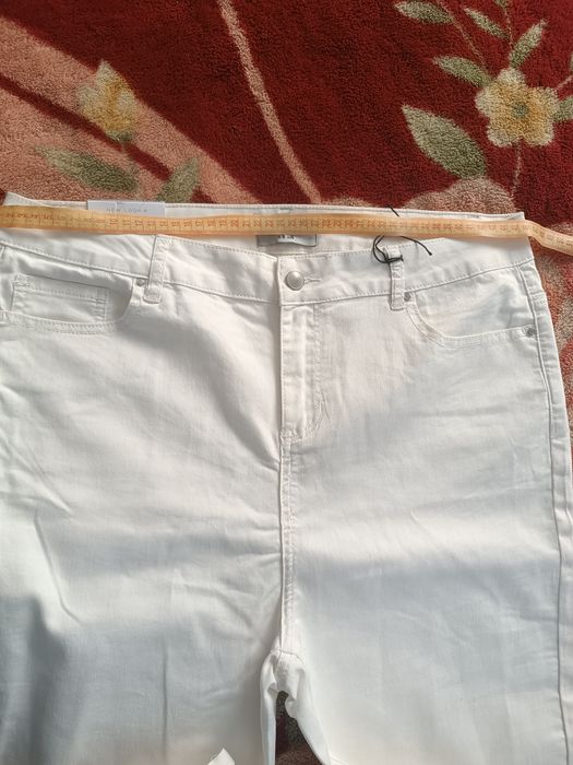 Нові брюки New Look 46