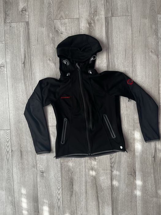 Ветровка мамут mammut