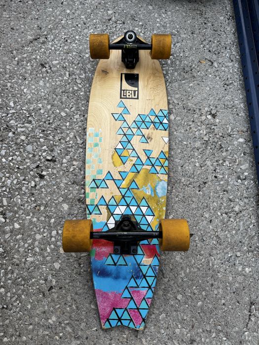 Skate curver em bom estado