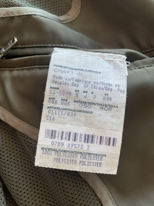 Продам куртка Hugo Boss