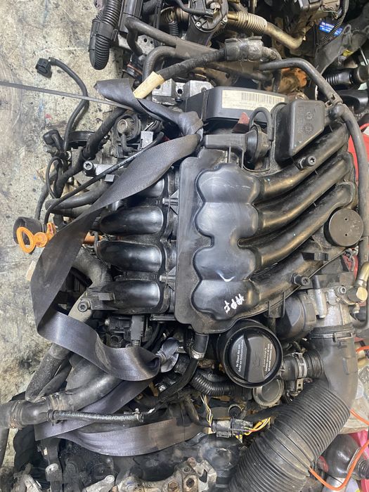 Мотор двигун 1.6i AKL APF VW  Bora Skoda Octavia Golf 4 Октавія Бора