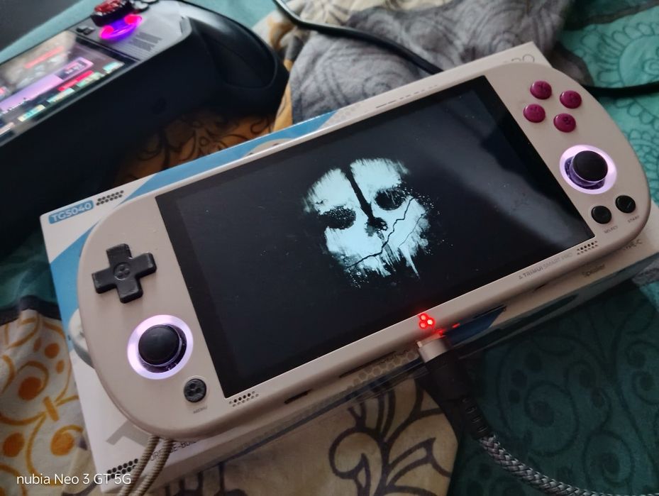 Trimui smart pro retro konsola ps1, psp